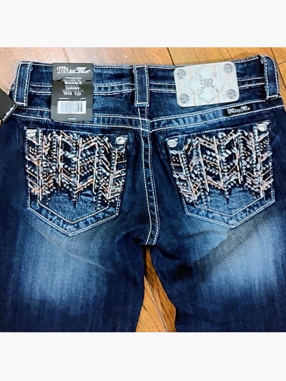 New With Tags Gorgeous Miss Me Signature Skinny Jeans Bling Pockets 30” Inseam